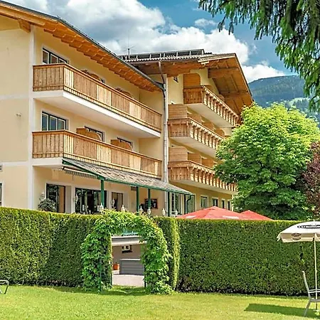 Sport & Baerenwirt Hotell Assach